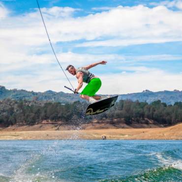 Where to Find Quality Wakeboard Racks for Your Fishing Boats